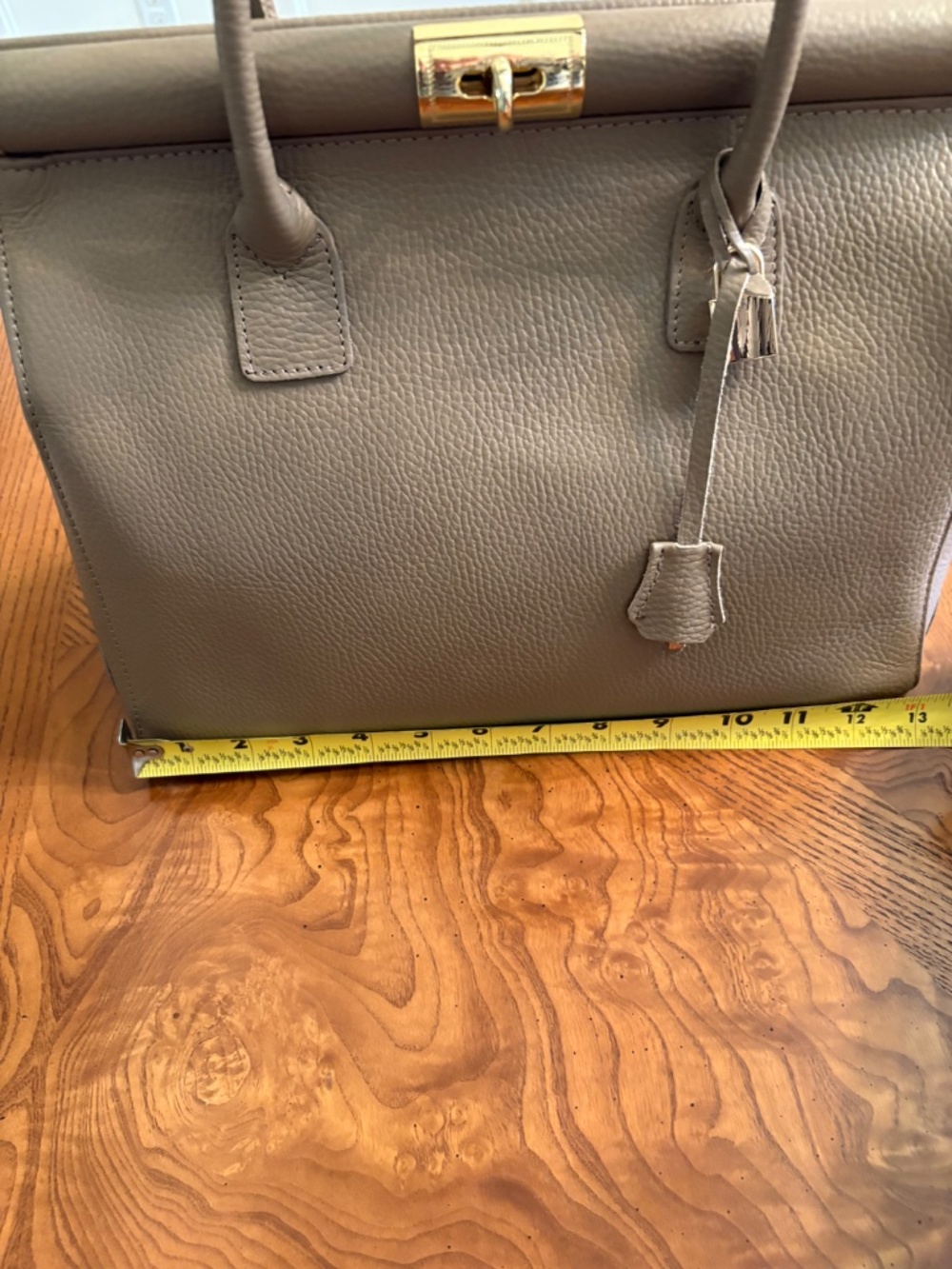 Italian Leather Handbag in Taupe Made in Florence NWT - Picture 10 of 13